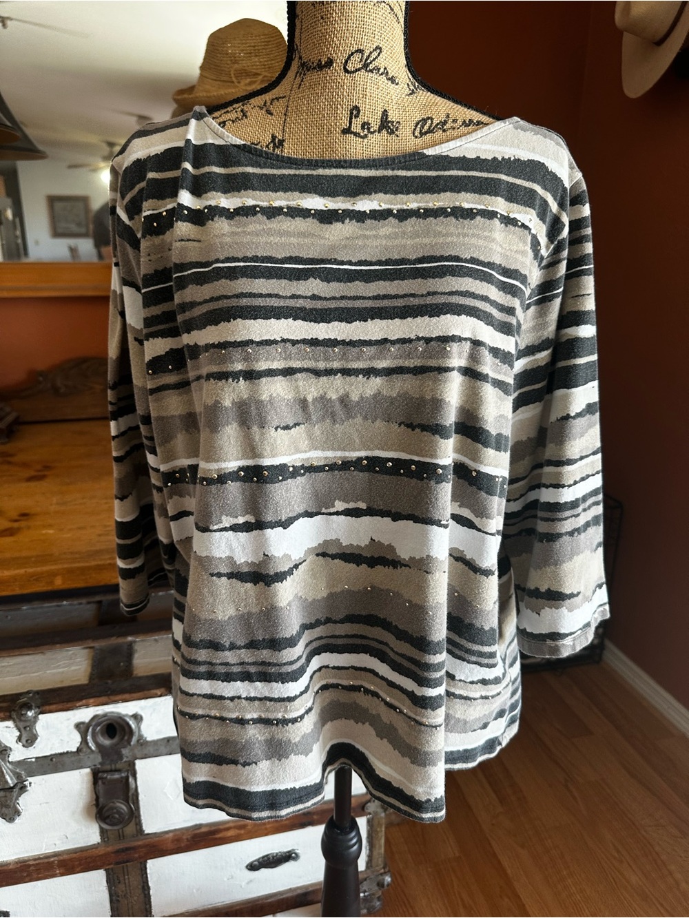 Ruby Rd. Striped Long Sleeve Tee in Black and Gray SIZE 2X